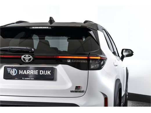 Toyota Yaris Cross 1.5 Hybrid 115 PK GR Sport | Dig. Cockpit | Adapt. Cruise | Stoel-+Stuurverw. | PDC | Camera | NA... ActivLease financial lease
