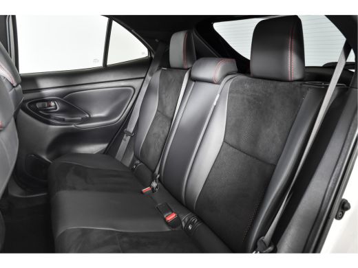 Toyota Yaris Cross 1.5 Hybrid 115 PK GR Sport | Dig. Cockpit | Adapt. Cruise | Stoel-+Stuurverw. | PDC | Camera | NA... ActivLease financial lease