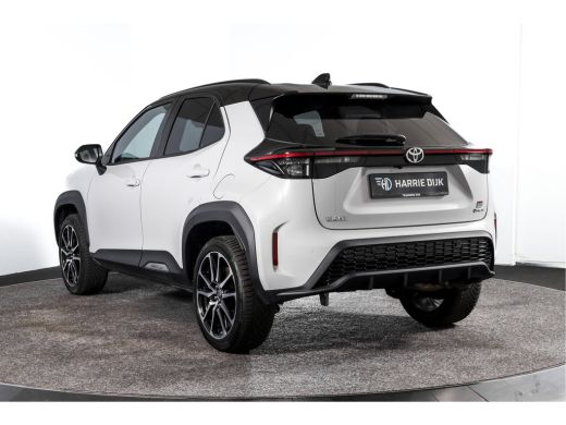 Toyota Yaris Cross 1.5 Hybrid 130 GR Sport | Dig.Cockpit | Adapt.Cruise | Stoel+Stuurverw. | Camera | PDC + NAV + Ap... ActivLease financial lease