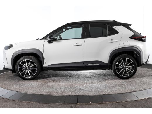 Toyota Yaris Cross 1.5 Hybrid 130 GR Sport | Dig.Cockpit | Adapt.Cruise | Stoel+Stuurverw. | Camera | PDC + NAV + Ap... ActivLease financial lease