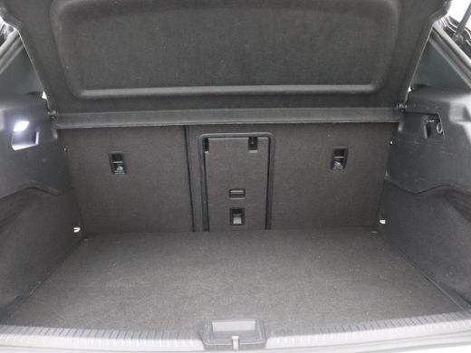 Volkswagen ID.3 First Max 58 kWh 204PK Aut. Panoramadak, 95% SOH, Adaptieve Cruise Controle, Keyless, Achteruitri... ActivLease financial lease