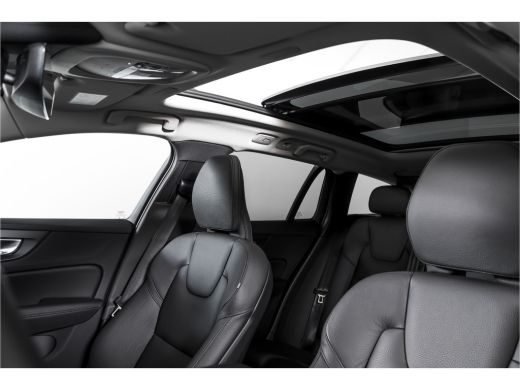 Volvo  V60 2.0 T6 Plug-in hybrid AWD Ultra Dark - Automaat | S/K-Panodak | Dig. Cockpit | Adapt. Cruise | St... ActivLease financial lease