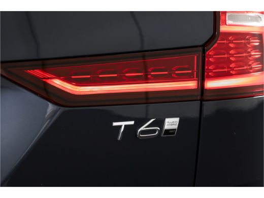 Volvo  V60 2.0 T6 Plug-in hybrid AWD Ultra Dark | S/K-panodak | Bowers/Wilkens | Dig. Cockpit | Adapt. Cruis... ActivLease financial lease