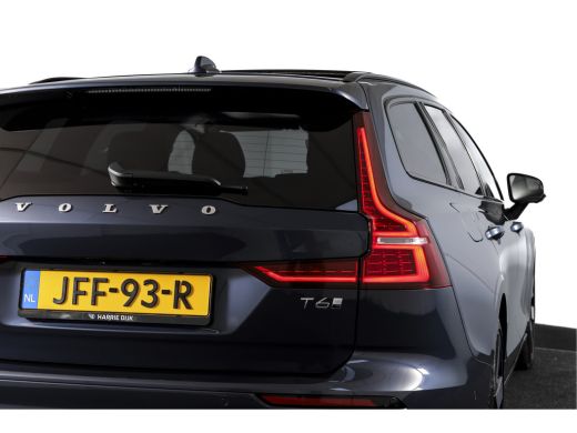 Volvo  V60 2.0 T6 Plug-in hybrid AWD Ultra Dark | S/K-panodak | Bowers/Wilkens | Dig. Cockpit | Adapt. Cruis... ActivLease financial lease