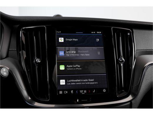 Volvo  V60 2.0 T6 Plug-in hybrid AWD Ultra Dark | S/K-panodak | Bowers/Wilkens | Dig. Cockpit | Adapt. Cruis... ActivLease financial lease