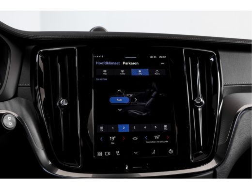 Volvo  V60 2.0 T6 Plug-in hybrid AWD Ultra Dark | S/K-panodak | Bowers/Wilkens | Dig. Cockpit | Adapt. Cruis... ActivLease financial lease