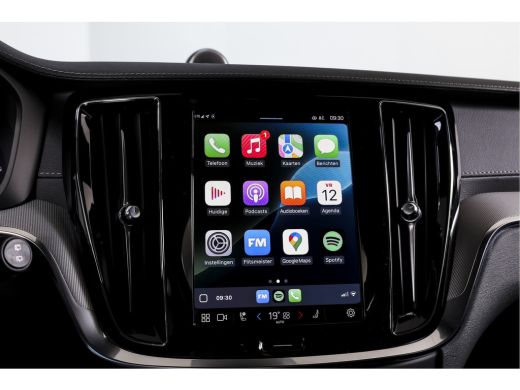 Volvo  V60 2.0 T6 Plug-in hybrid AWD Ultra Dark | S/K-panodak | Bowers/Wilkens | Dig. Cockpit | Adapt. Cruis... ActivLease financial lease