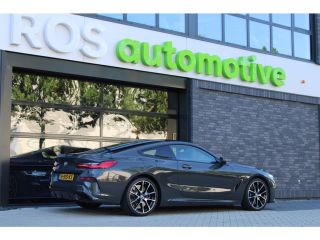 BMW 8 Serie M850i xDrive High Executive | NAP | BTW | B&W | 4WIELSTURING | CARBON | SOFT-CLOSE | HUD | 360 | ...