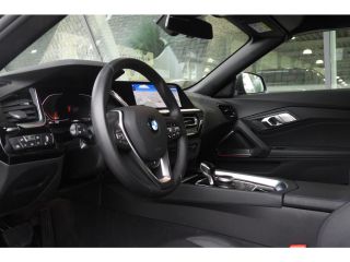 BMW Z4 Roadster sDrive20i High Executive Automaat / Achteruitrijcamera / Stuurverwarming / Adaptieve LED...