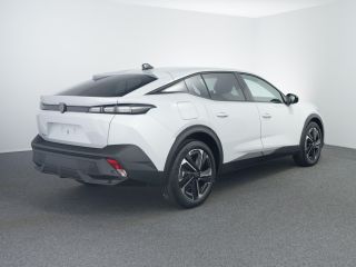 Peugeot 408 Allure | Climate control met links/rechts gescheiden regeling en high efficiëncy koolstoffilter |...