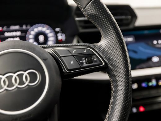 Audi A3 Sportback 30 TFSI S-Line Sport Automaat (2X S-LINE, APPLE CARPLAY, GROOT NAVI, LEDER, STOELVERWAR... ActivLease financial lease