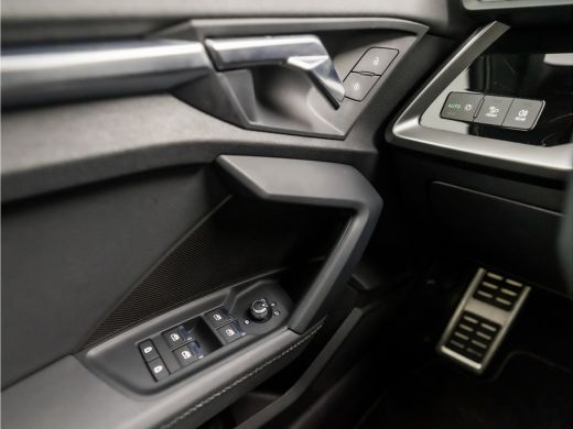 Audi A3 Sportback 30 TFSI S-Line Sport Automaat (2X S-LINE, APPLE CARPLAY, GROOT NAVI, LEDER, STOELVERWAR... ActivLease financial lease