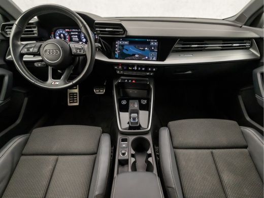 Audi A3 Sportback 30 TFSI S-Line Sport Automaat (2X S-LINE, APPLE CARPLAY, GROOT NAVI, LEDER, STOELVERWAR... ActivLease financial lease