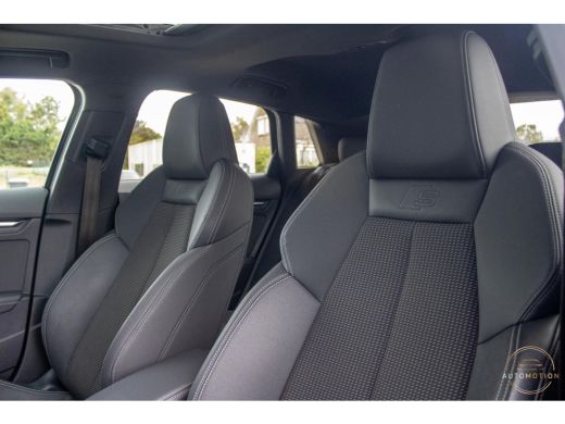 Audi A3 Sportback 40 TFSIe S Comp. S3 PANO B&O S line Camera Dode hoek ActivLease financial lease