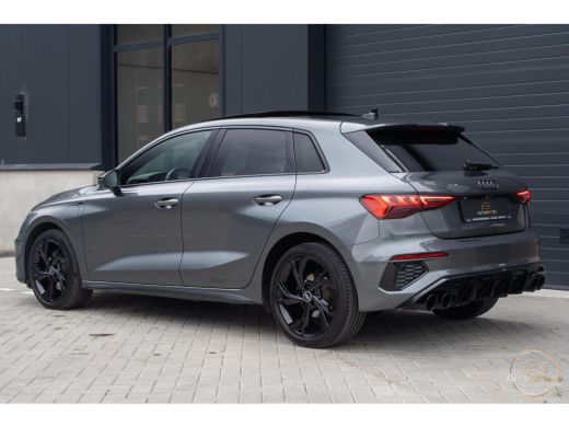 Audi A3 Sportback 40 TFSIe S Comp. S3 PANO B&O S line Camera Dode hoek ActivLease financial lease