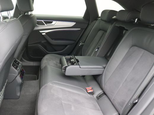 Audi A6 Avant 55 TFSI e quattro S edition Competition 367PK Trekhaak, Panoramadak, Adaptive Cruise Contro... ActivLease financial lease