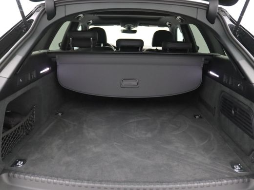 Audi A6 Avant 55 TFSI e quattro S edition Competition 367PK Trekhaak, Panoramadak, Adaptive Cruise Contro... ActivLease financial lease