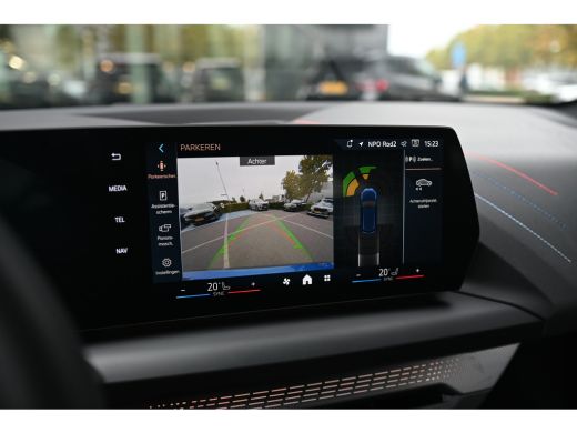 BMW 1 Serie 120 M Sport Automaat / Sportstoelen / Achteruitrijcamera / M Adaptief onderstel / Adaptieve LED /... ActivLease financial lease