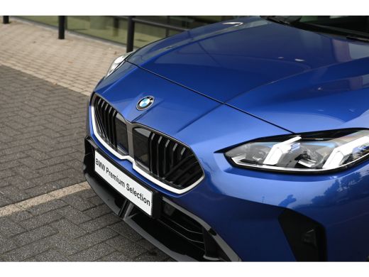 BMW 1 Serie 120 M Sport Automaat / Sportstoelen / Achteruitrijcamera / M Adaptief onderstel / Adaptieve LED /... ActivLease financial lease