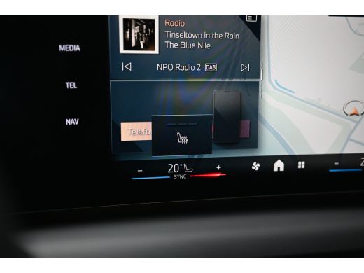 BMW 1 Serie 120 M Sport Automaat / Sportstoelen / Achteruitrijcamera / M Adaptief onderstel / Adaptieve LED /... ActivLease financial lease