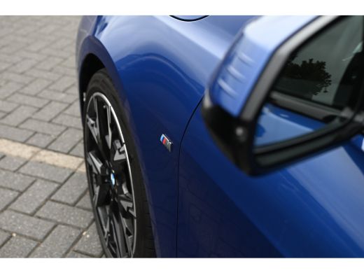 BMW 1 Serie 120 M Sport Automaat / Sportstoelen / Achteruitrijcamera / M Adaptief onderstel / Adaptieve LED /... ActivLease financial lease