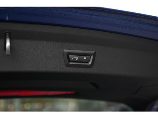 BMW 1 Serie 120 M Sport Automaat / Sportstoelen / Achteruitrijcamera / M Adaptief onderstel / Adaptieve LED /... ActivLease financial lease