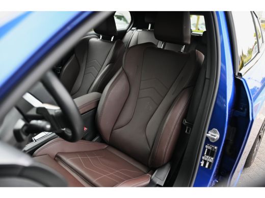 BMW 1 Serie 120 M Sport Automaat / Sportstoelen / Achteruitrijcamera / M Adaptief onderstel / Adaptieve LED /... ActivLease financial lease