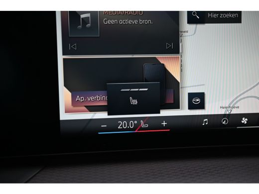 BMW 3 Serie Touring 330e xDrive M Sport Automaat / Panoramadak / Trekhaak / Sportstoelen / Achteruitrijcamera... ActivLease financial lease