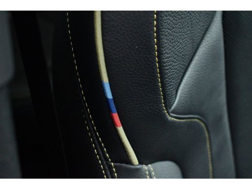 BMW X2 xDrive25e M-Sport Goldplay Pano ACC HUD Camera M-zetels ActivLease financial lease