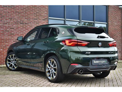 BMW X2 xDrive25e M-Sport Goldplay Pano ACC HUD Camera M-zetels ActivLease financial lease