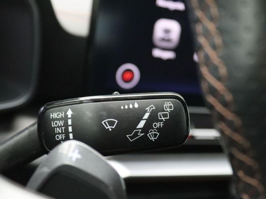 CUPRA Formentor 1.4 e-Hybrid Business 204PK DSG Achteruitrijcamera, Keyless, Side Assist, Voorruitverwarming, Stu... ActivLease financial lease