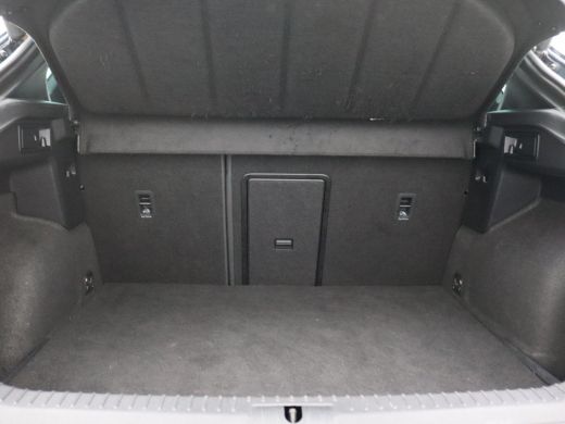 CUPRA Formentor 1.4 e-Hybrid Business 204PK DSG Achteruitrijcamera, Keyless, Side Assist, Voorruitverwarming, Stu... ActivLease financial lease