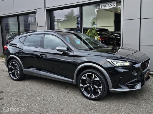 CUPRA Formentor 2.0 TSI 4DRIVE 310 PK Panorama/Beats/Memory/Keyless ActivLease financial lease