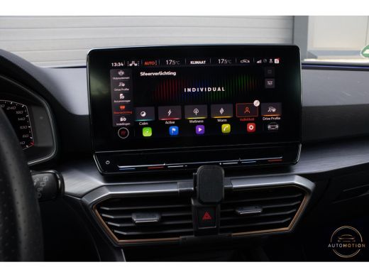 CUPRA Leon 1.4 e-Hybrid VZ 245 PANO CAMERA ACC Sfeerverlichting ActivLease financial lease