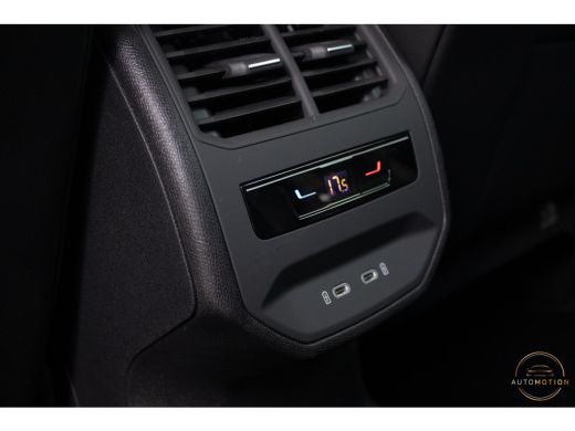 CUPRA Leon 1.4 e-Hybrid VZ 245 PANO CAMERA ACC Sfeerverlichting ActivLease financial lease