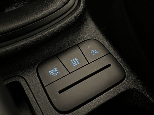 Ford Fiesta 1.0 EcoBoost Connected | Navi | Draadloze telefoonlader | All season banden || Afneembare Trekhaa... ActivLease financial lease