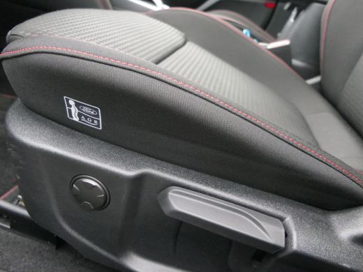 Ford Focus 1.0 EcoBoost 155pk Hybrid ST Line X | Panoramadak | B&O | Elektrische Achterklep | Camera | Adapt... ActivLease financial lease