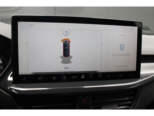 Ford Focus 1.0 EcoBoost Hybrid ST Line X Panoramadak | Adatieve cruise | Nieuw model | Camera | Full LED | E... ActivLease financial lease