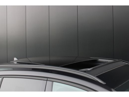 Ford Focus 1.0 EcoBoost Hybrid ST Line X Panoramadak | Adatieve cruise | Nieuw model | Camera | Full LED | E... ActivLease financial lease