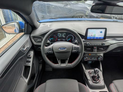 Ford Focus 1.0 EcoBoost ST Line Business 125pk | Winter Pack | Adap. Cruise | Carplay | Keyless | 1e Eigenaa... ActivLease financial lease
