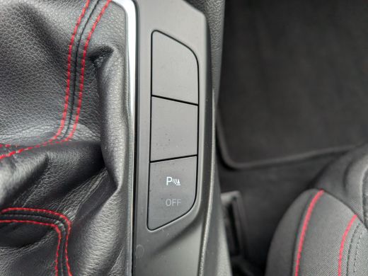 Ford Focus 1.0 EcoBoost ST Line Business 125pk | Winter Pack | Adap. Cruise | Carplay | Keyless | 1e Eigenaa... ActivLease financial lease