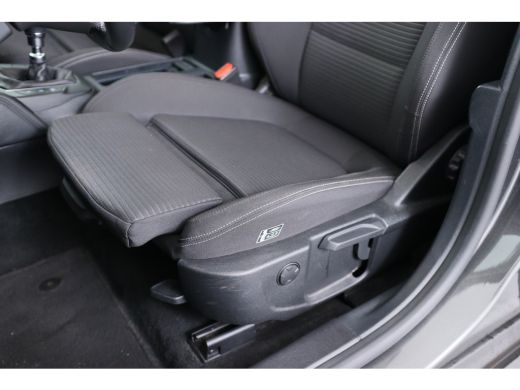 Ford Focus 1.0 EcoBoost Titanium Business | AGR Stoel | Climate Control | Keyless | Led | Cruise Control | P... ActivLease financial lease