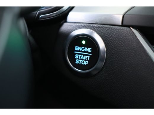 Ford Focus 1.0 EcoBoost Titanium Business | AGR Stoel | Climate Control | Keyless | Led | Cruise Control | P... ActivLease financial lease