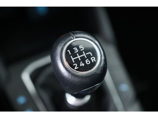 Ford Focus 1.0 EcoBoost Titanium Business | AGR Stoel | Climate Control | Keyless | Led | Cruise Control | P... ActivLease financial lease