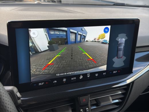 Ford Focus 1.0 Hybrid ST Line | Apple Carplay | Cruise Control | Navigatie | 17 inch ActivLease financial lease