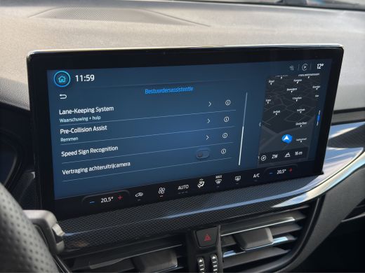 Ford Focus 1.0 Hybrid ST Line | Apple Carplay | Cruise Control | Navigatie | 17 inch ActivLease financial lease