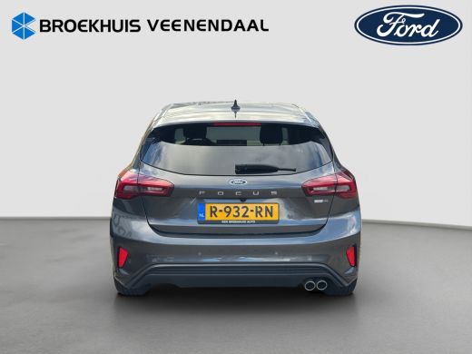 Ford Focus 1.0 Hybrid ST Line | Apple Carplay | Cruise Control | Navigatie | 17 inch ActivLease financial lease