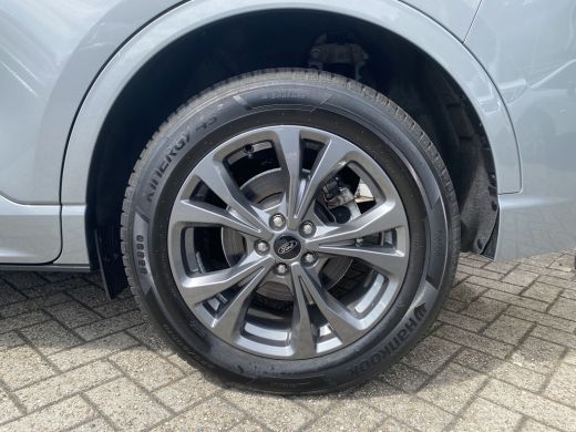 Ford Kuga 2.5 225PK PLUG-IN HYBRID ST-Line | STOEL STUUR EN VOORRUITVERWARMING| CAMERA| DAB| NAVIGATIE| CLI... ActivLease financial lease