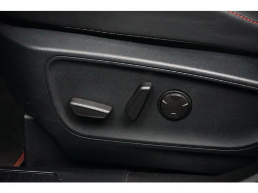 Ford Kuga 2.5 PHEV ST-Line X 243pk | B&O audio | Winter pack | Adapt. Cruise | Carplay ActivLease financial lease