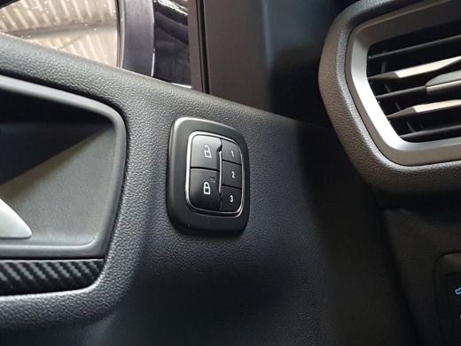 Ford Kuga 2.5 PHEV ST-Line X | Black Pack | Trekhaak | 20 inch | Pano ActivLease financial lease